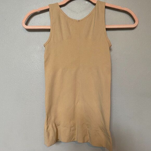 Cami Tank Top with "5 Zones" InstaShaper Technology. Size Medium NWT - Picture 4 of 13